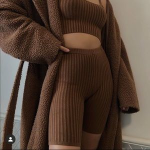 437 GAIA SET IN BROWN | DISCONTINUED | SIZE MEDIUM